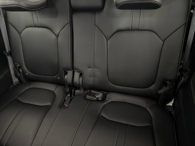 Used 2024 Honda Pilot TrailSport image 31