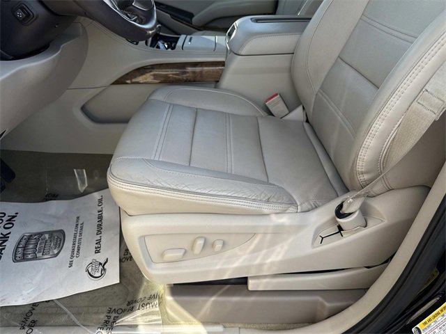 Used 2016 GMC Yukon XL Denali w/ Open Road Package image 11