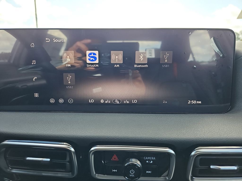 New 2026 Nissan Sentra SR w/ SR Premium Package FWD image 23