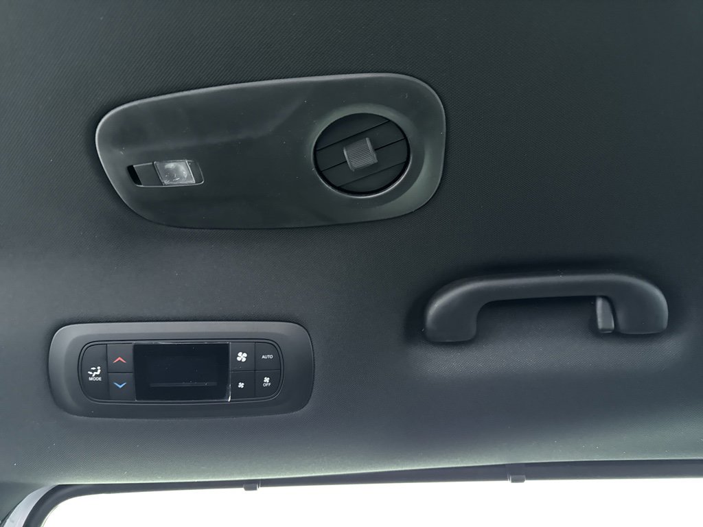 New 2026 Chrysler Voyager LX FWD image 25