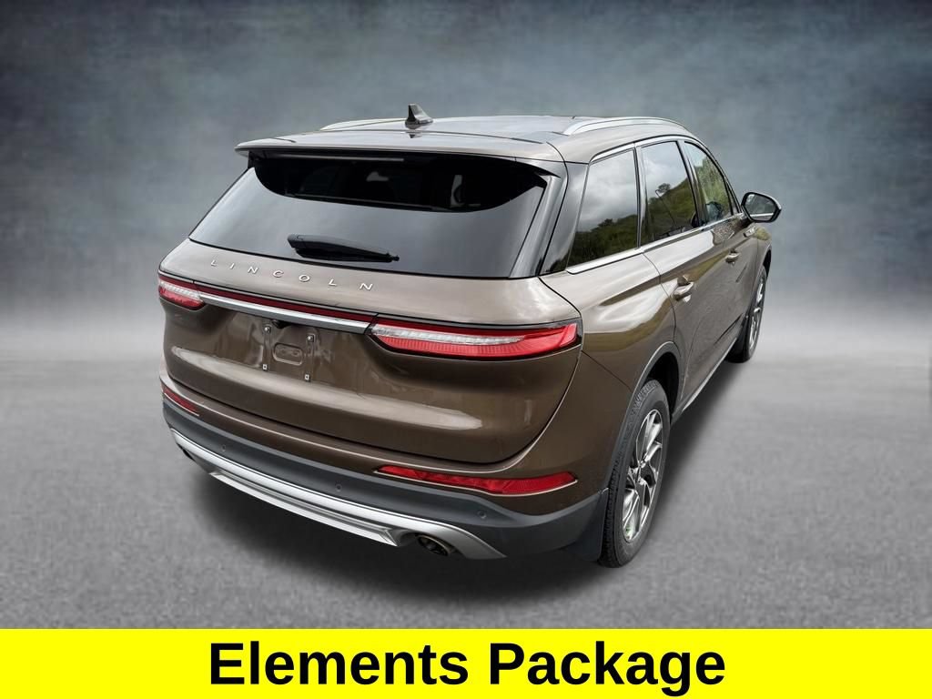 Used 2022 Lincoln Corsair AWD w/ Equipment Group 101A image 5