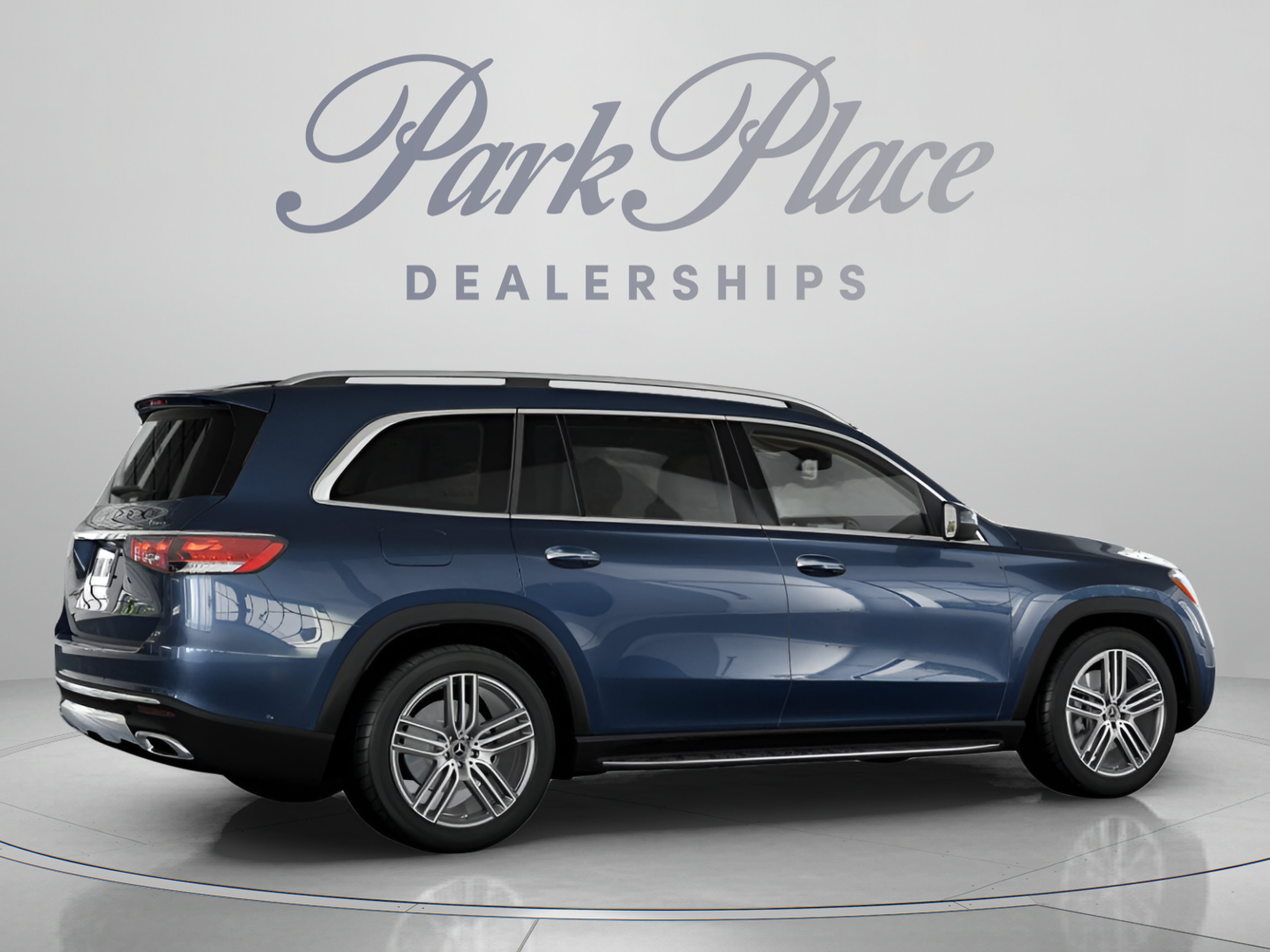 Used 2026 Mercedes-Benz GLS 450 4MATIC image 22