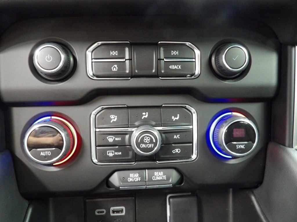 Used 2023 Chevrolet Tahoe LS image 42