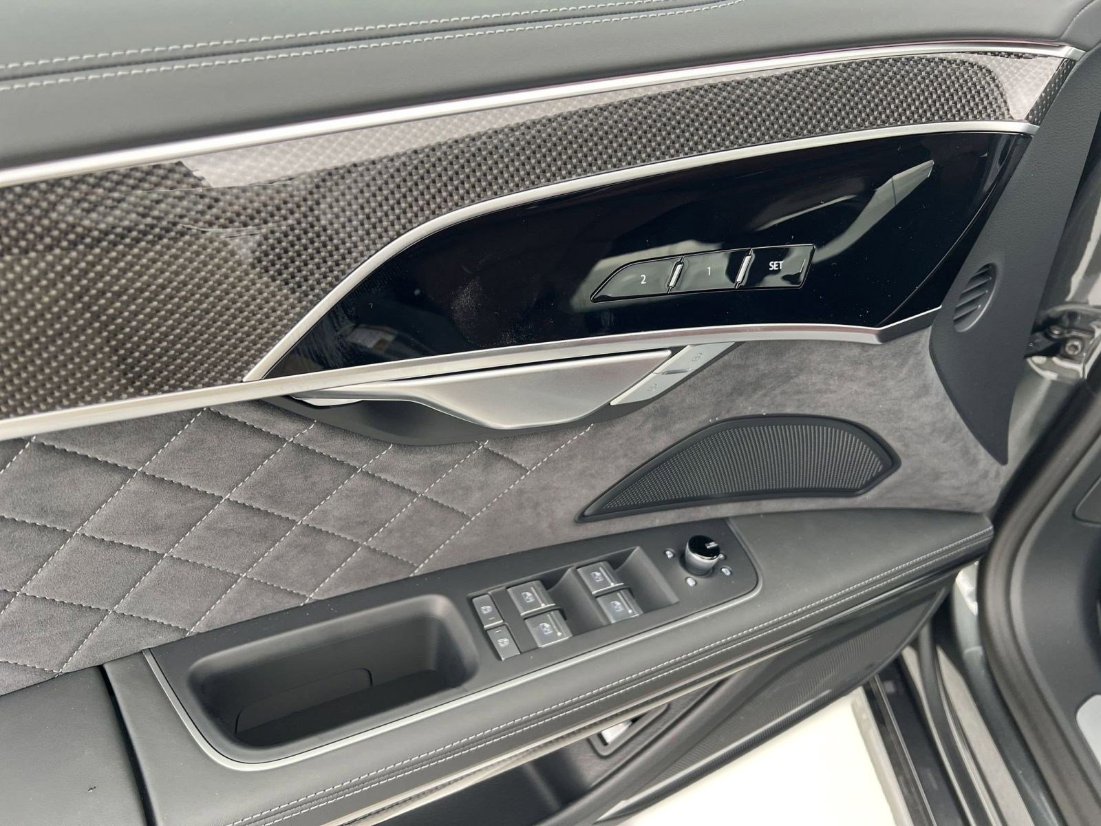New 2025 Audi S8 image 12