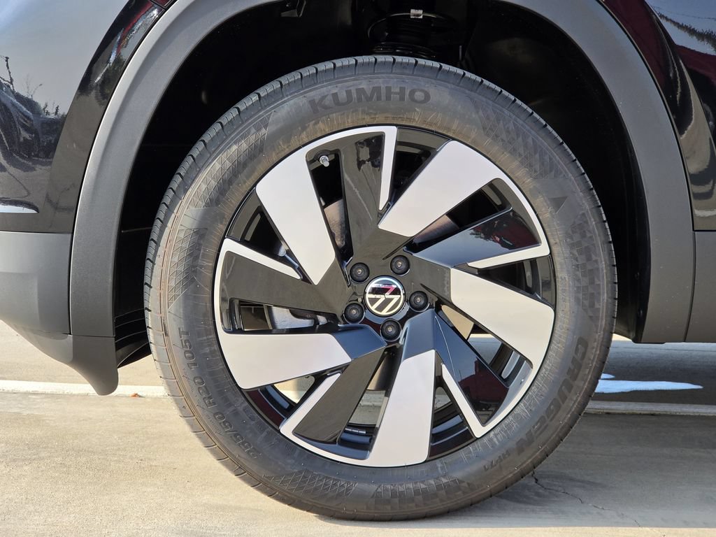 New 2026 Volkswagen Atlas Cross Sport SE FWD image 8