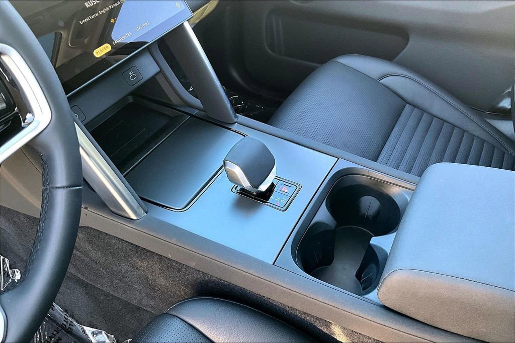 Certified 2024 Land Rover Discovery Sport S image 16