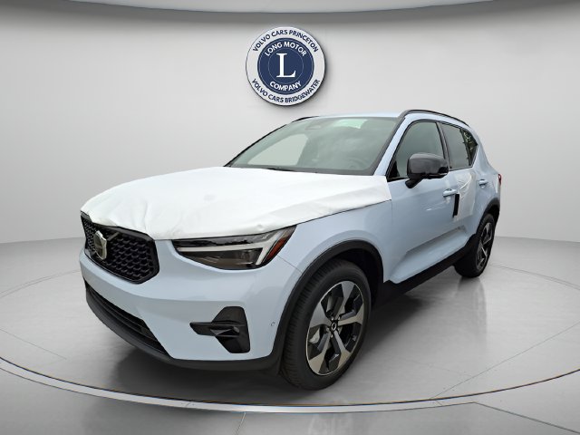 New 2026 Volvo XC40 B5 Plus w/ Protection Package Premier AWD/4WD image 1