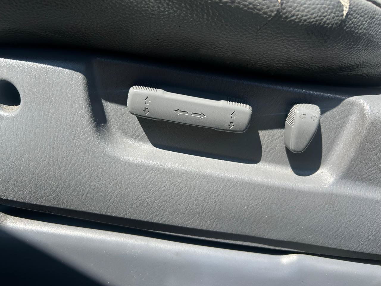 Used 2006 Honda Pilot EX-L image 12