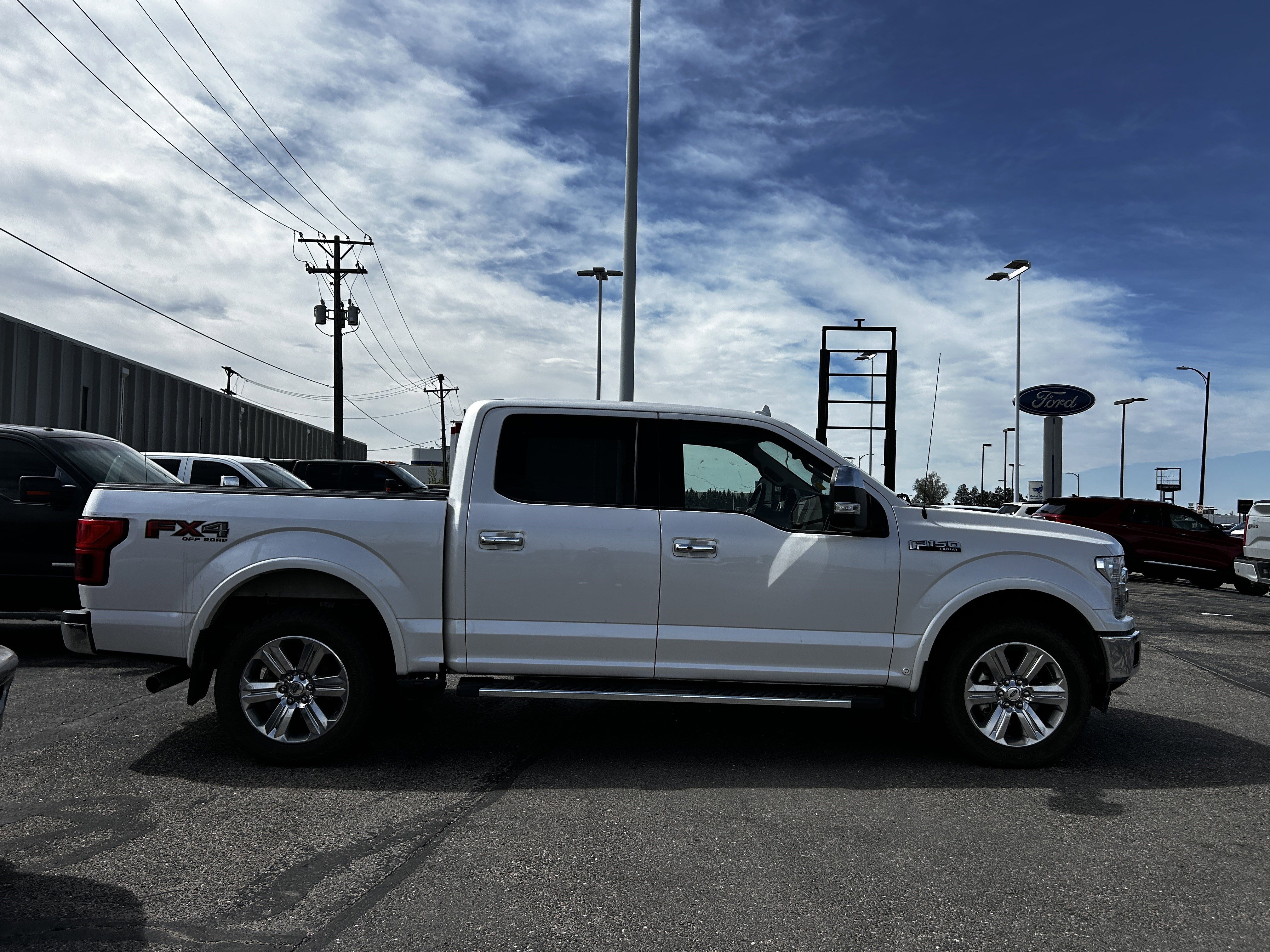 Used 2018 Ford F150 Lariat w/ Equipment Group 502A Luxury AWD/4WD image 6
