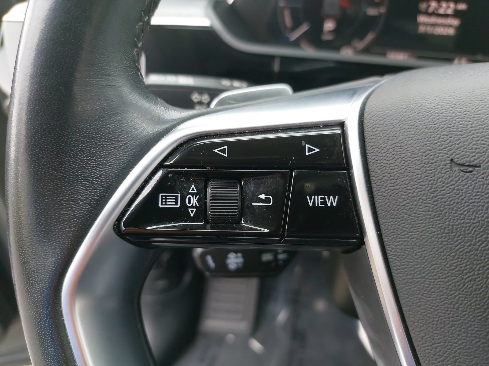 Used 2024 Audi Q8 e-tron Premium Plus w/ Prestige Package AWD/4WD image 17