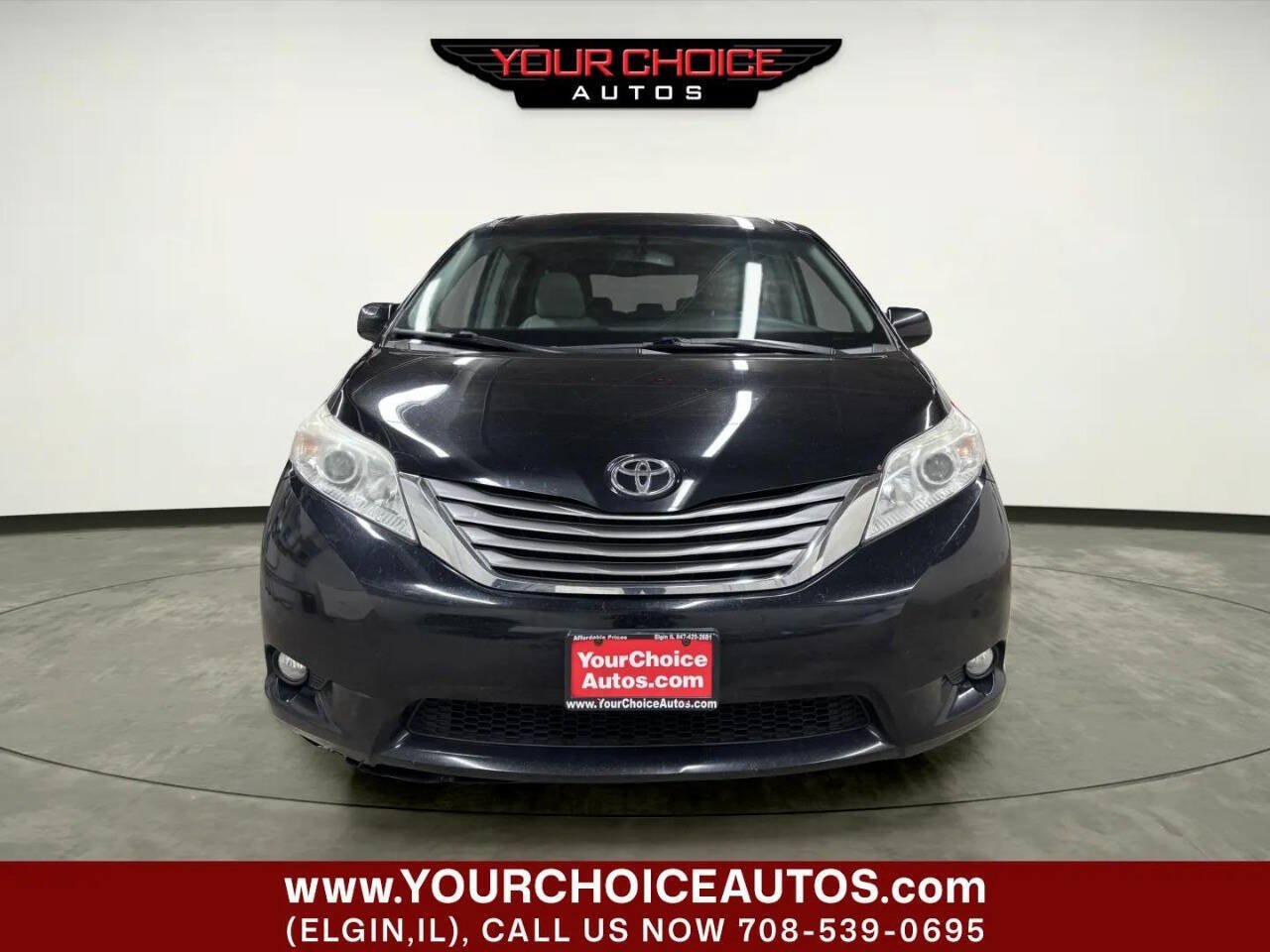 Used 2017 Toyota Sienna XLE Premium AWD/4WD image 11