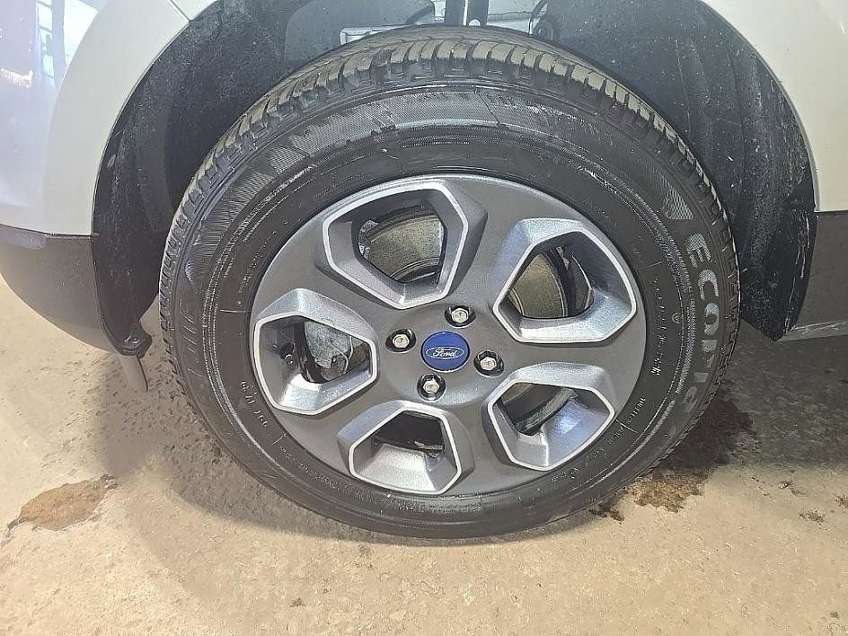 Used 2022 Ford EcoSport S image 35