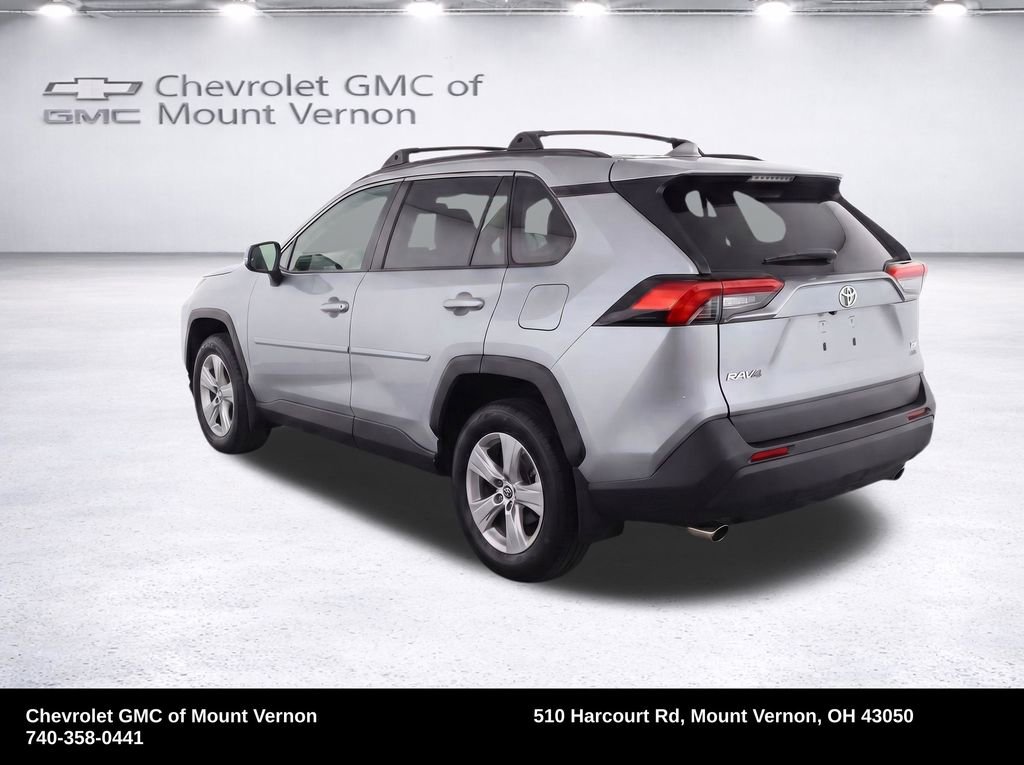 Used 2021 Toyota RAV4 XLE AWD/4WD image 24