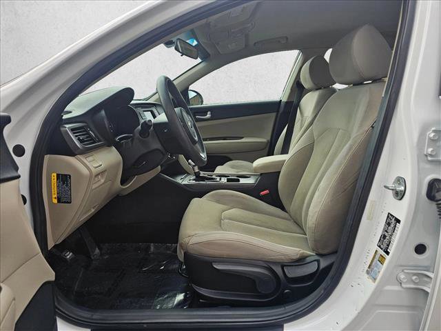 Used 2016 Kia Optima LX image 18
