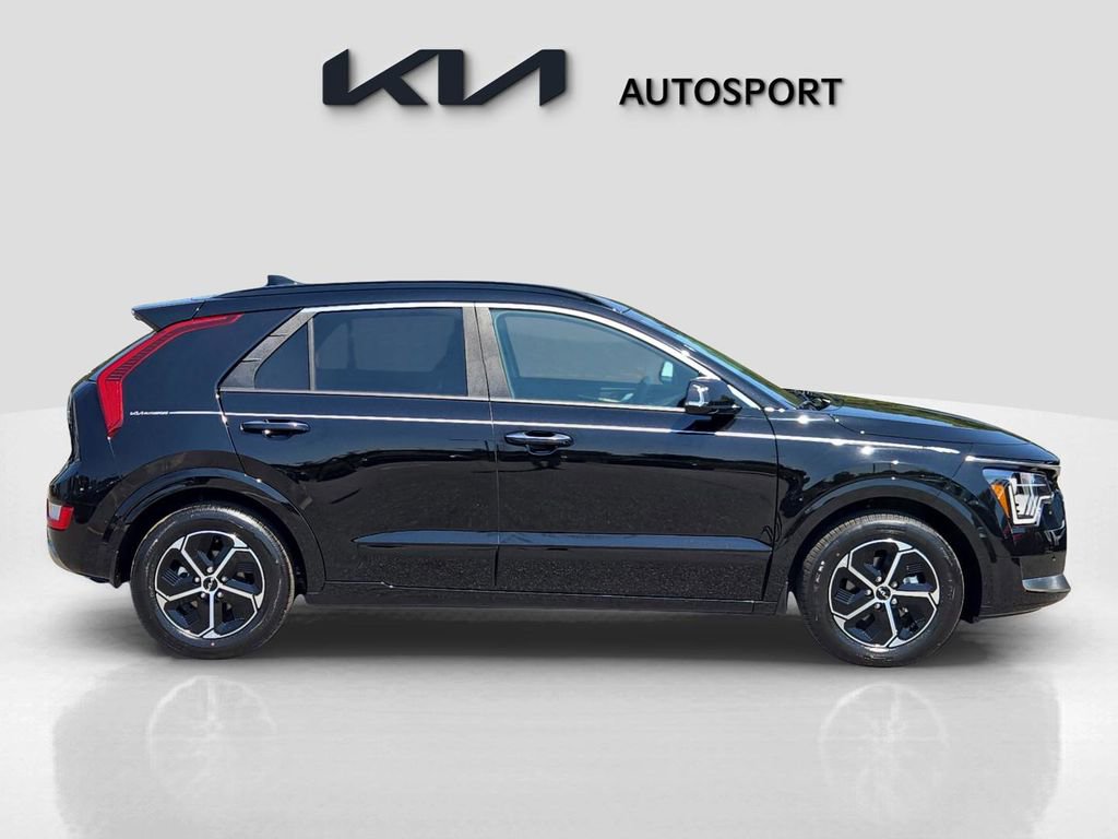 New 2025 Kia Niro SX image 7
