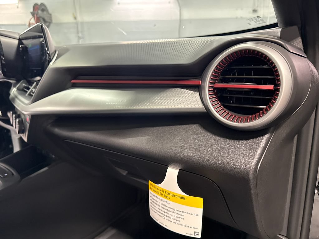 New 2026 Chevrolet Trax RS w/ Sunroof Package FWD image 35