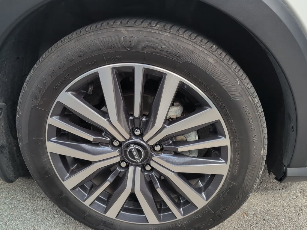 Used 2024 Nissan Kicks SV FWD image 36