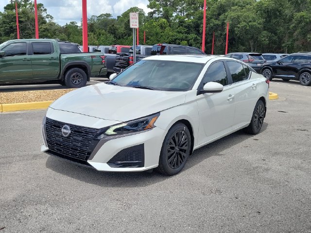 New 2026 Nissan Altima 2.5 SV w/ SV Special Edition Package FWD image 5