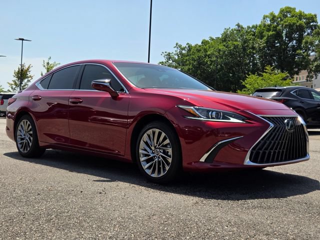 Used 2025 Lexus ES 300h w/ Technology Package FWD image 7