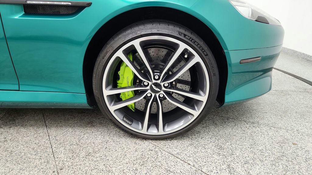 Used 2015 Aston Martin DB9 Coupe RWD image 48