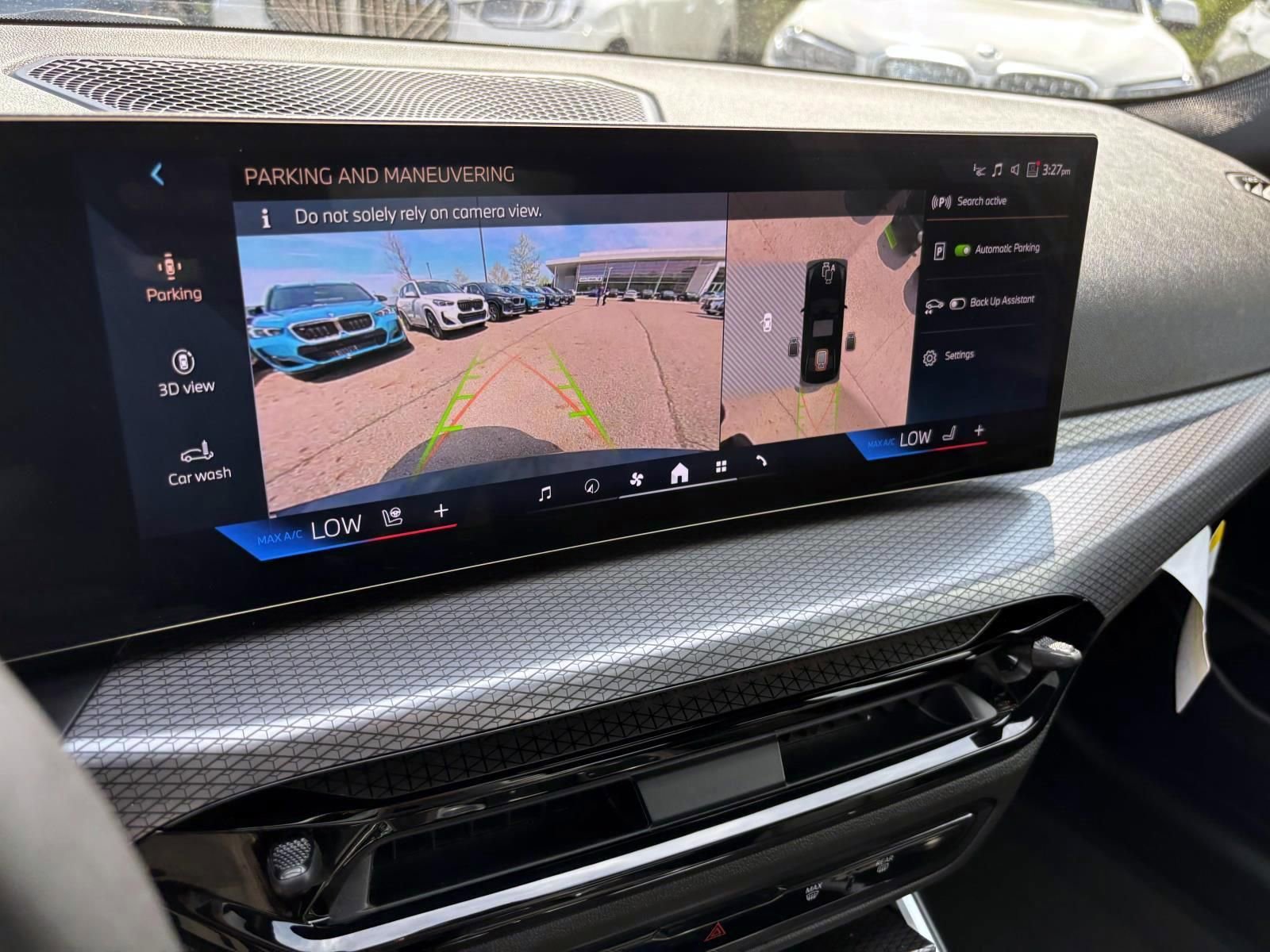 Used 2025 BMW 330i xDrive Sedan AWD/4WD image 21