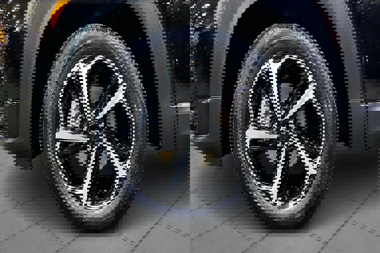 Used 2021 Chevrolet TrailBlazer RS w/ Sun and Liftgate Package image 10