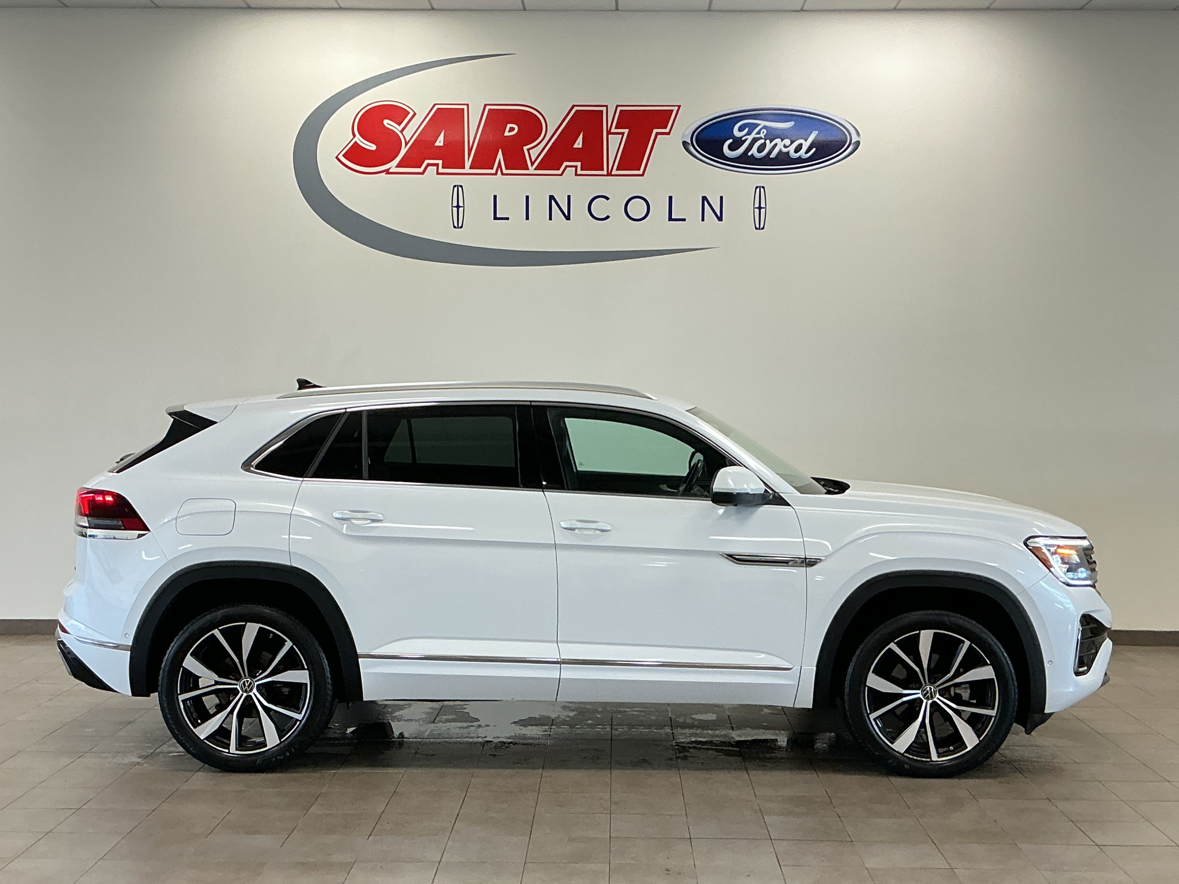 Used 2024 Volkswagen Atlas Cross Sport SEL Premium R-Line