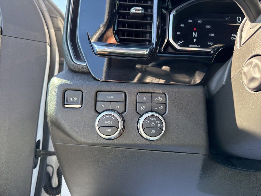 Used 2023 GMC Sierra 1500 SLT w/ SLT Premium Package image 23