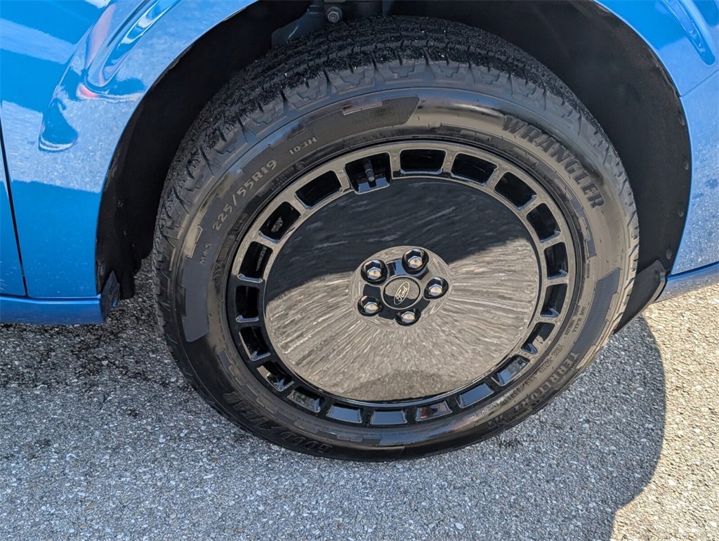 Used 2025 Ford Maverick Lobo image 18