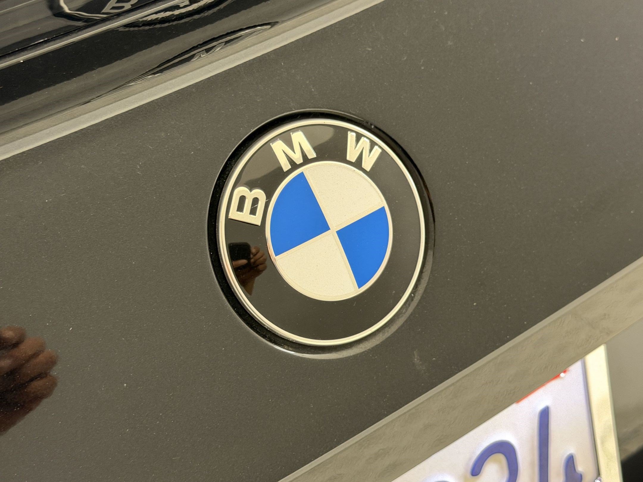 Used 2024 BMW Z4 M40i w/ Premium Package RWD image 33