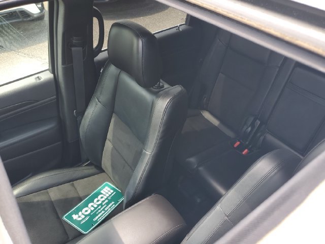 Certified 2021 Jeep Grand Cherokee Laredo X AWD/4WD image 37