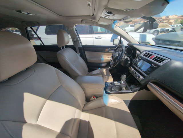 Used 2017 Subaru Outback 2.5i Limited image 4