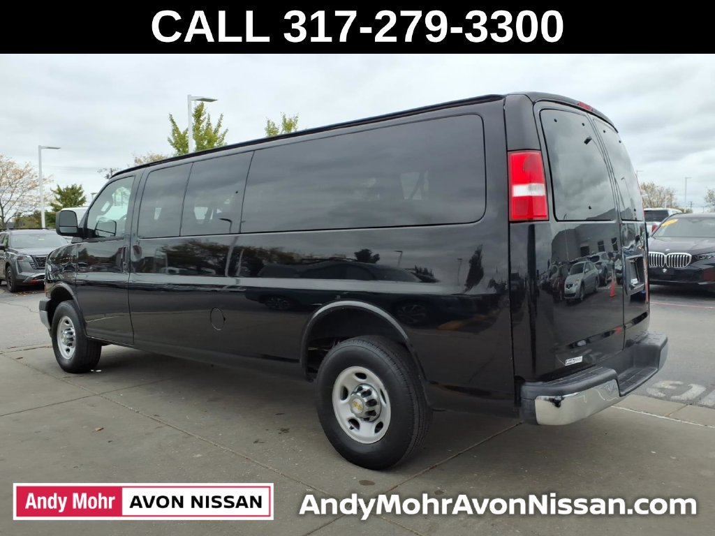 Used 2025 Chevrolet Express 3500 LT w/ LT Preferred Equipment Group RWD image 6