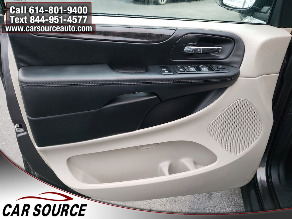 Used 2017 Dodge Grand Caravan SE w/ Power Window Group image 12