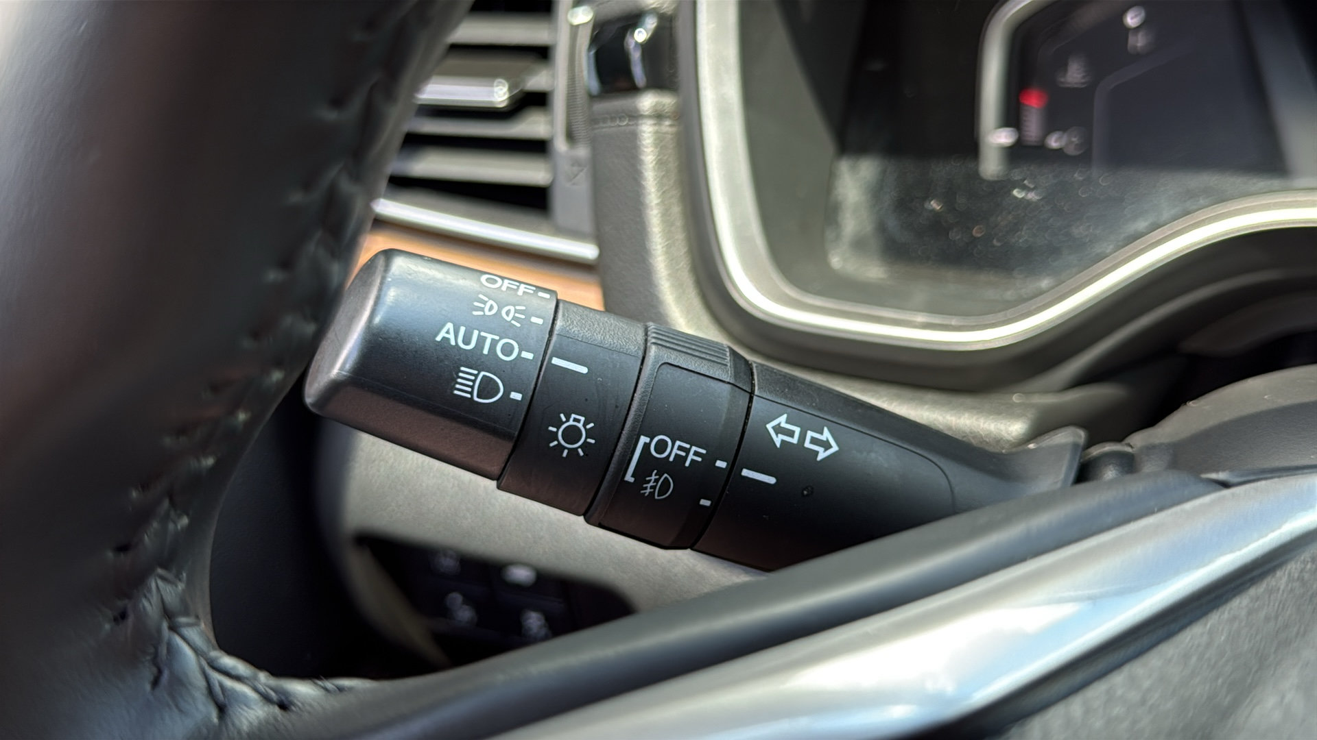 Used 2021 Honda CR-V EX-L image 15