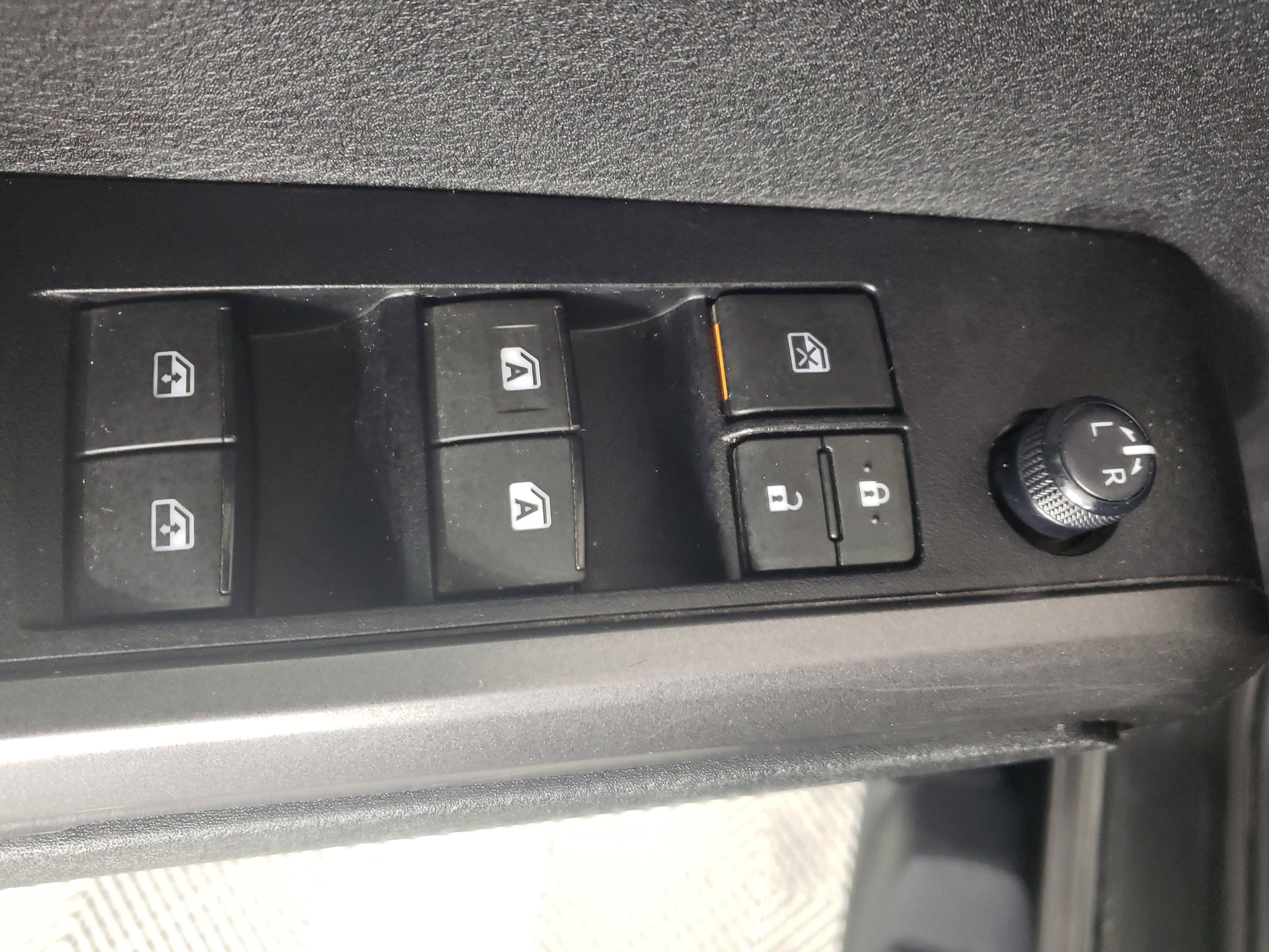 Used 2022 Toyota Tacoma 4x4 Double Cab image 11