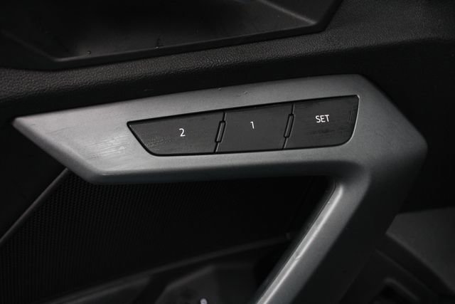 Used 2025 Audi A3 2.0T Premium w/ Convenience Package image 4