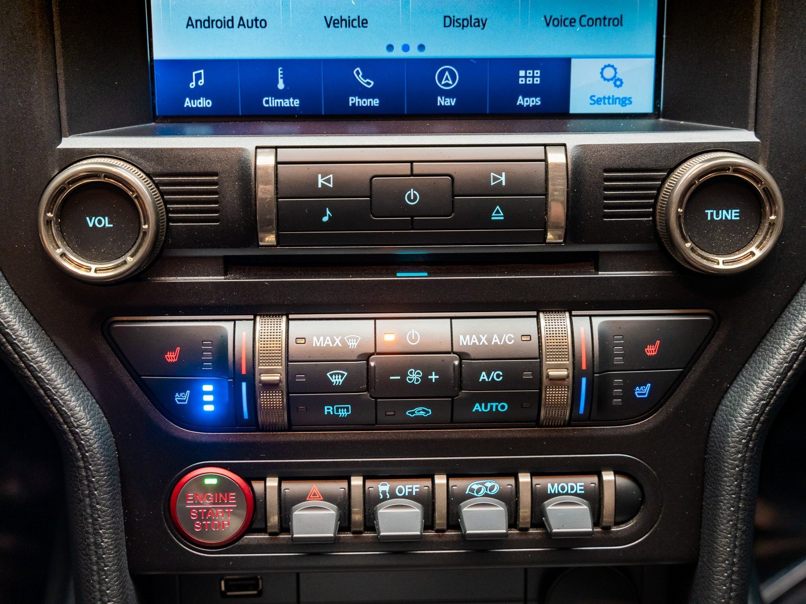 Used 2021 Ford Mustang Shelby GT500 w/ Technology Package image 52