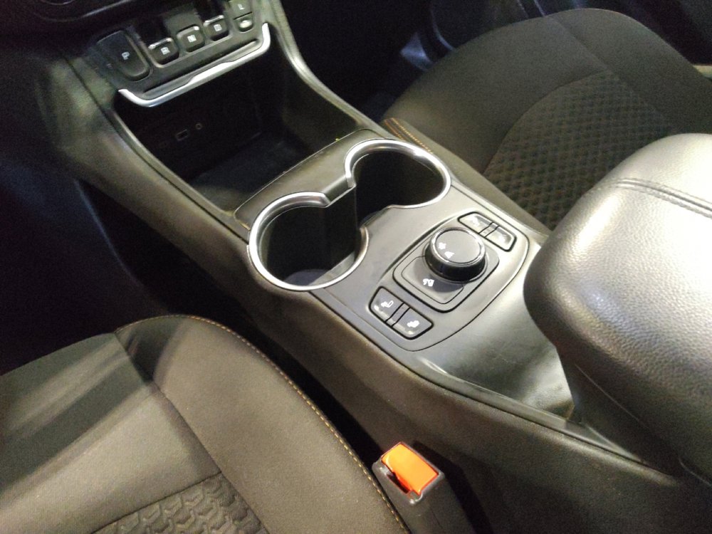 Used 2018 GMC Terrain SLE w/ Driver Convenience Package image 26