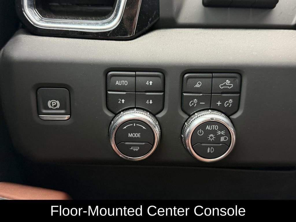 Used 2025 GMC Sierra 2500 Denali Ultimate AWD/4WD image 29