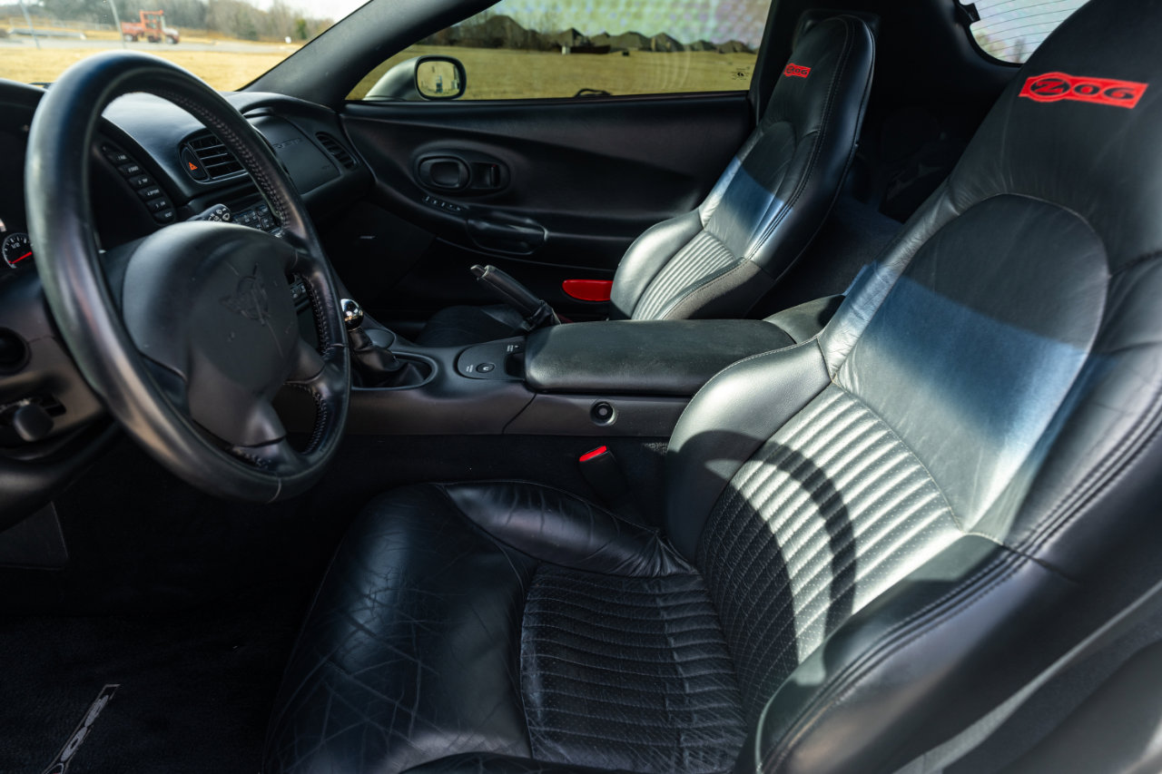 Used 2004 Chevrolet Corvette Z06 w/ Memory Package image 52