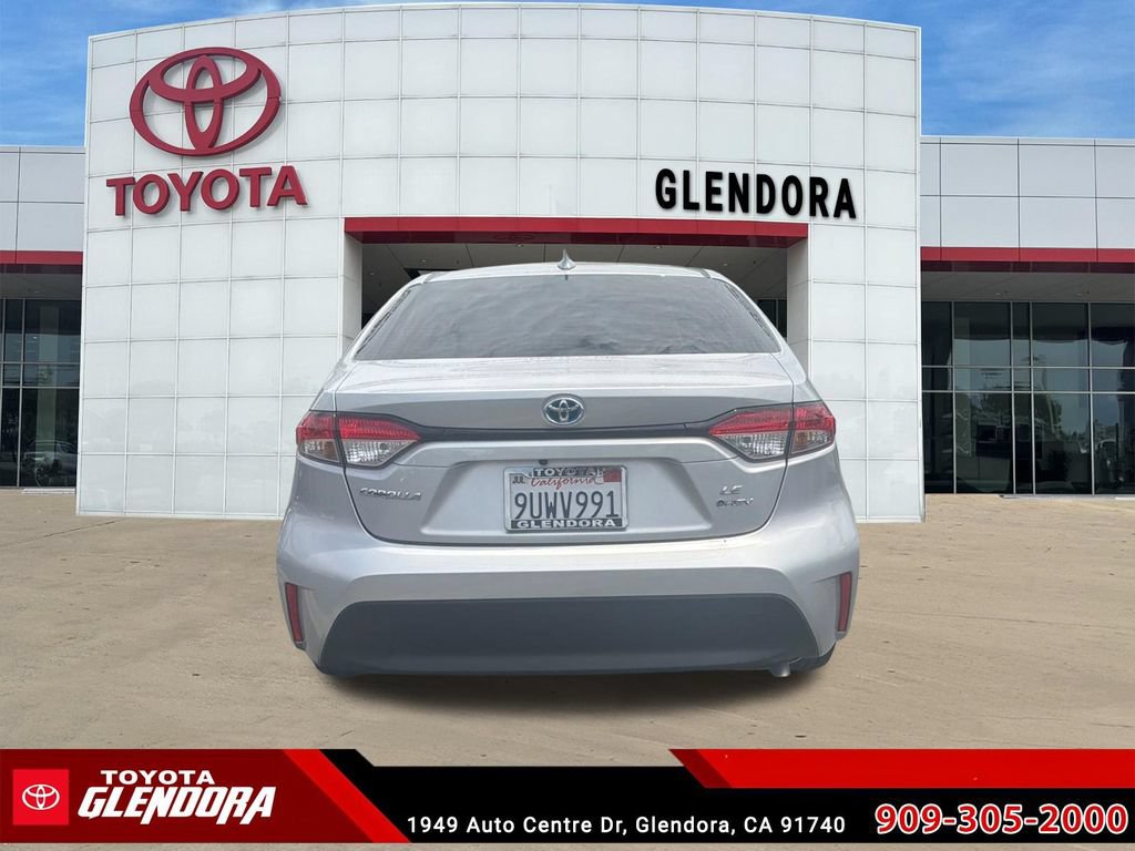 Certified 2025 Toyota Corolla LE w/ Carpet Mat Package (TMS) FWD image 9