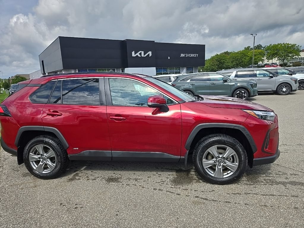 Used 2024 Toyota RAV4 XLE w/ Convenience Package AWD/4WD image 2