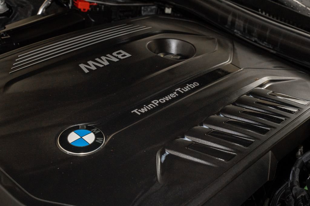 Used 2019 BMW 740i w/ M Sport Package image 22