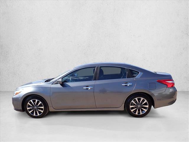 Used 2017 Nissan Altima 2.5 SV FWD video 2