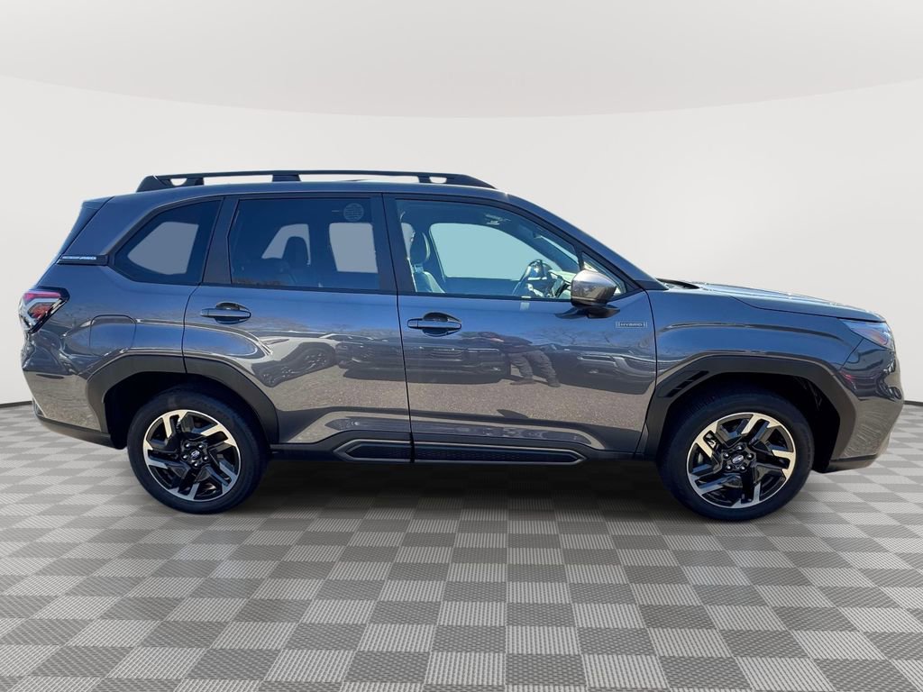 Used 2025 Subaru Forester Limited image 6