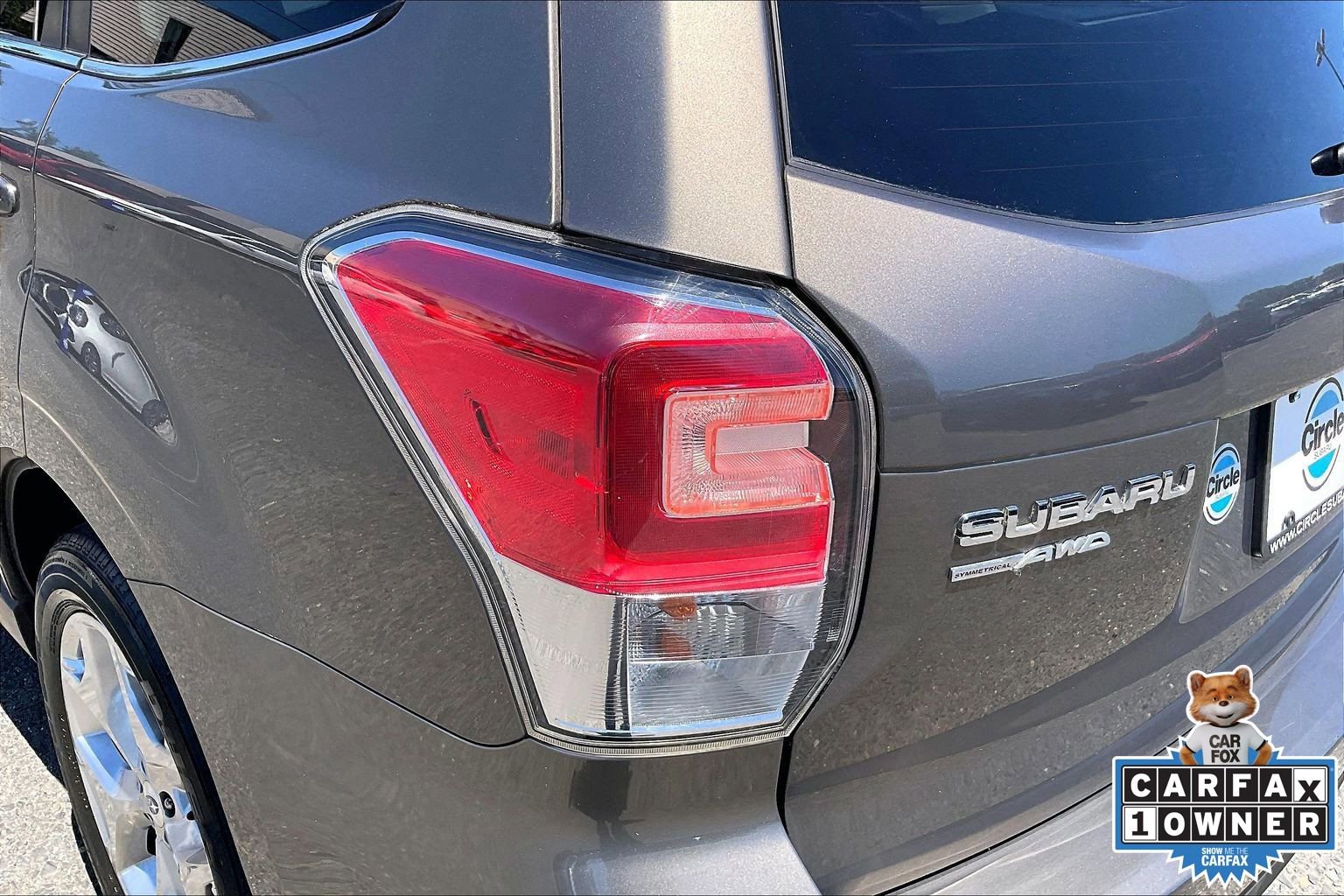 Used 2017 Subaru Forester 2.5i Touring AWD/4WD image 28