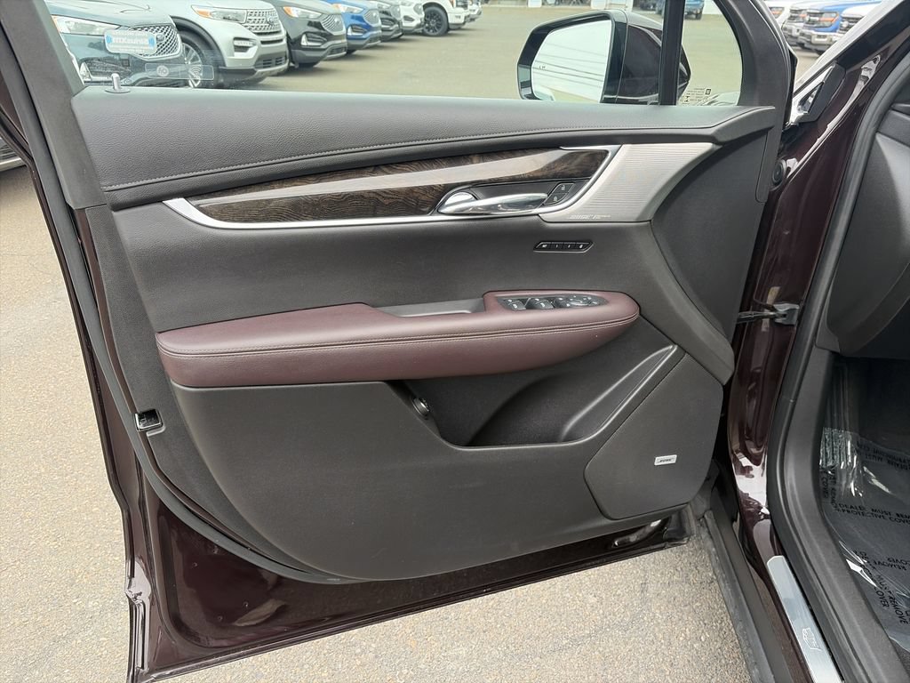 Used 2021 Cadillac XT6 Premium Luxury AWD/4WD image 10