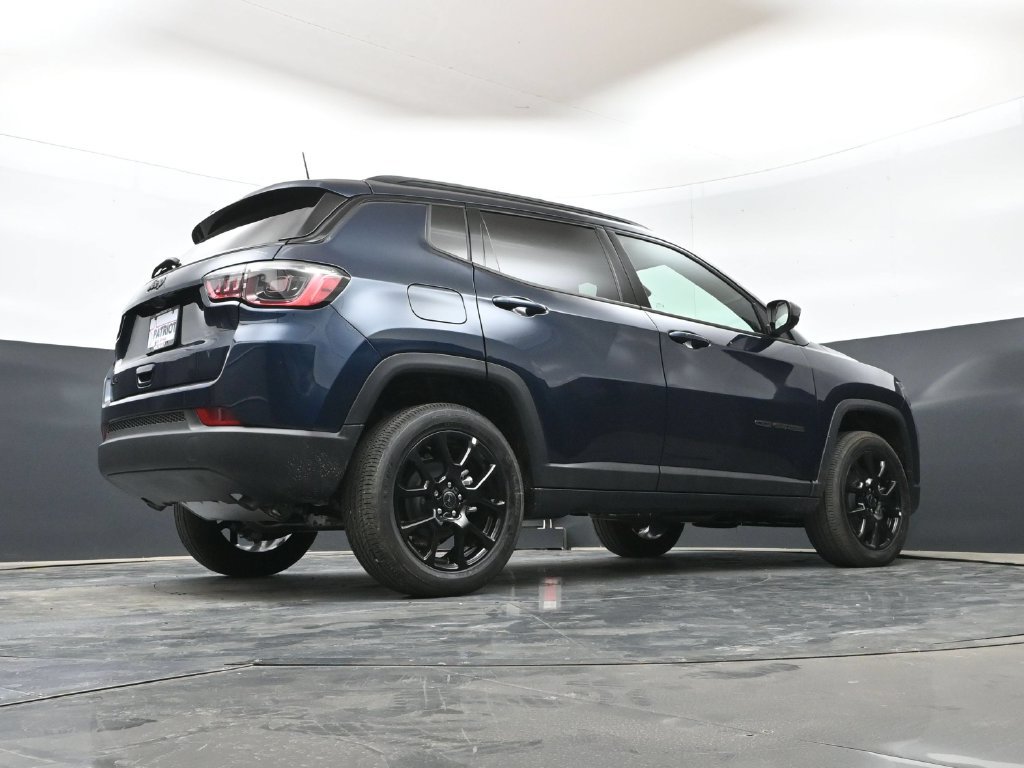 New 2026 Jeep Compass Latitude AWD/4WD image 42