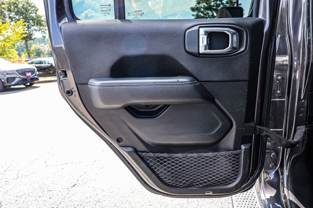 Used 2021 Jeep Wrangler Unlimited Sahara image 46